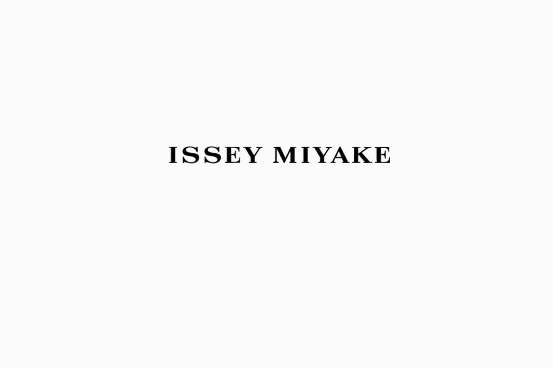 IS*EY MI*AKE